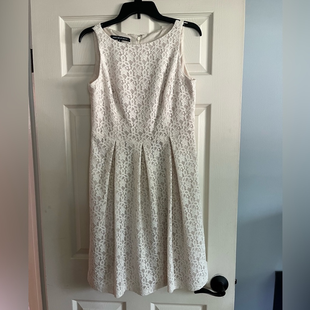 Jones wear studio dress cream lace pleated sleeveless dress fit & flare formal 8